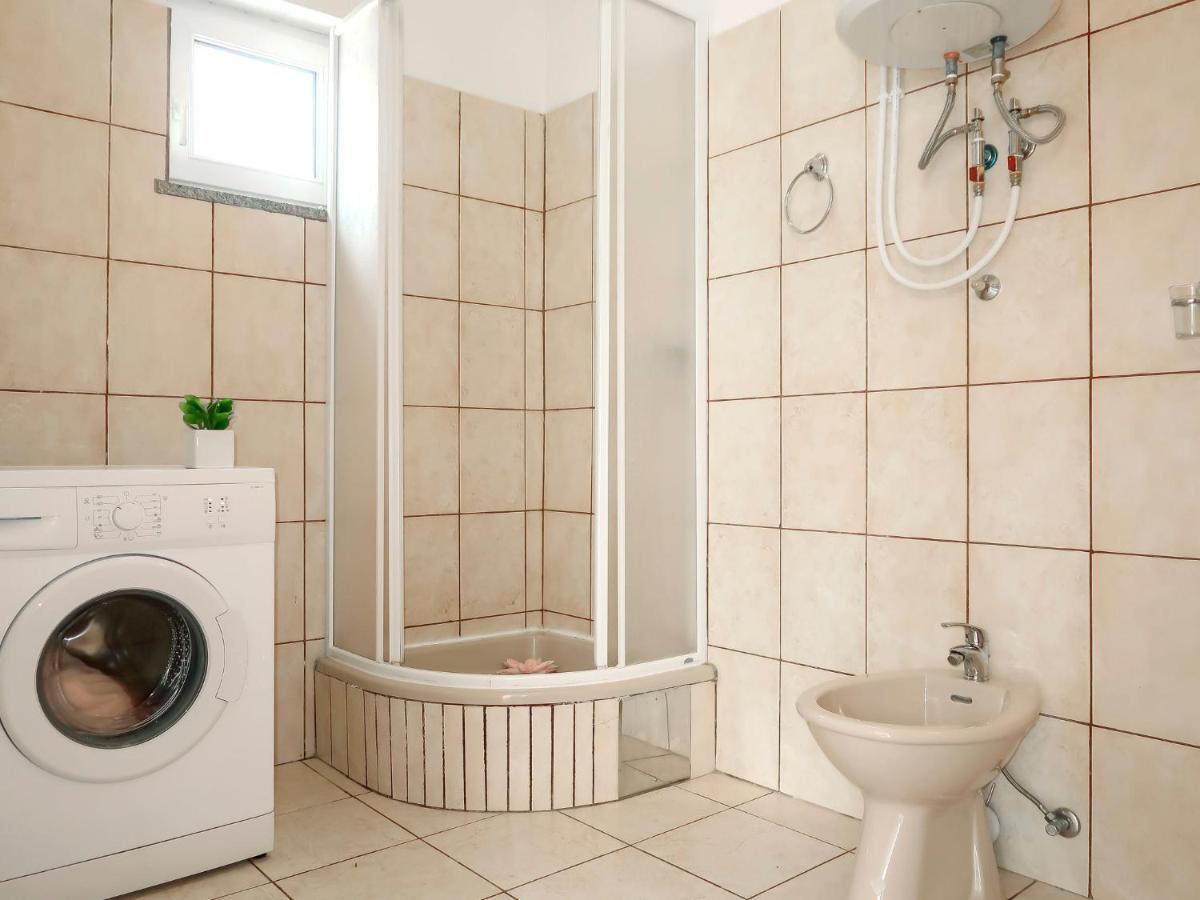 Apartment Golic - Kbg300 By Interhome Цезарица Екстериор снимка