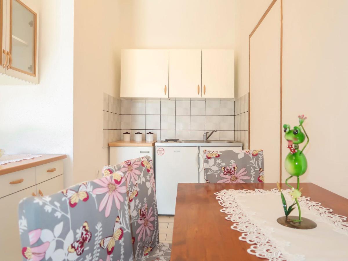 Apartment Golic - Kbg300 By Interhome Цезарица Екстериор снимка